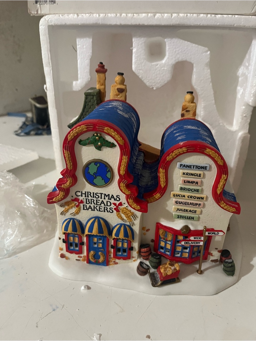 Dept 56 North Pole Bread Bakers